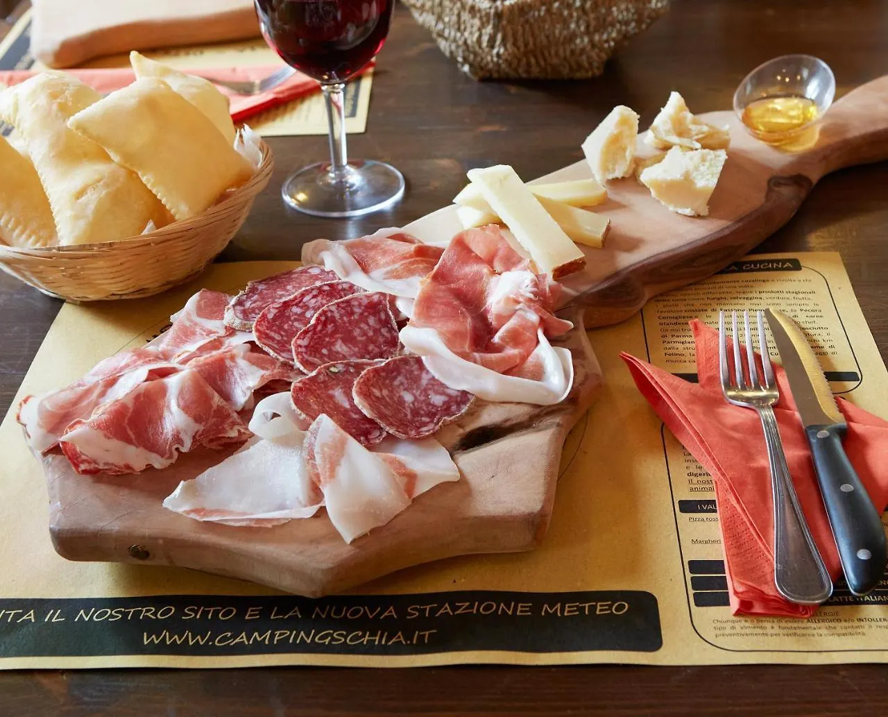 Campeggio Di Schia Hotel Tizzano Val Parma Italy
