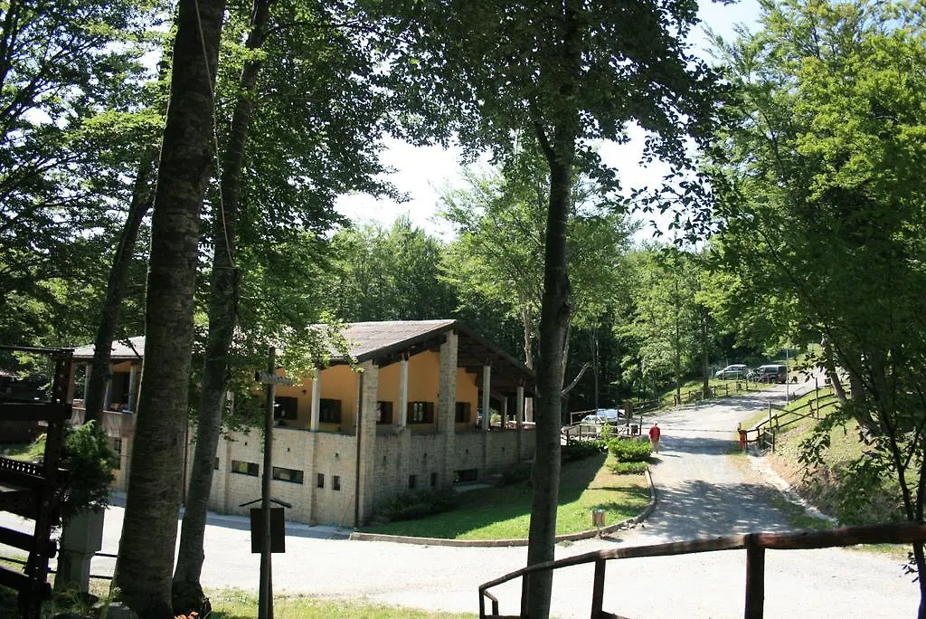 Hotel Campeggio Di Schia Tizzano Val Parma 0*,  Itálie